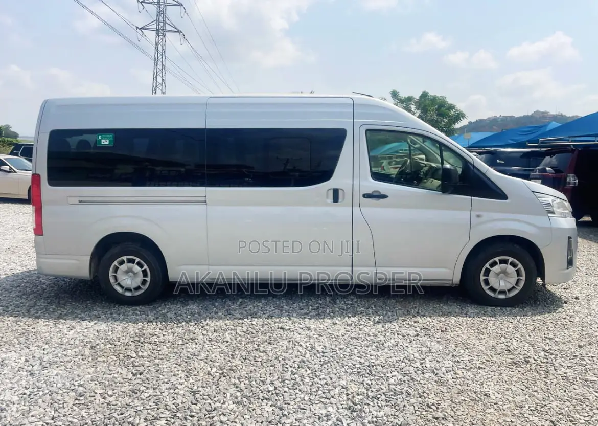 Toyota Hiance for Rent