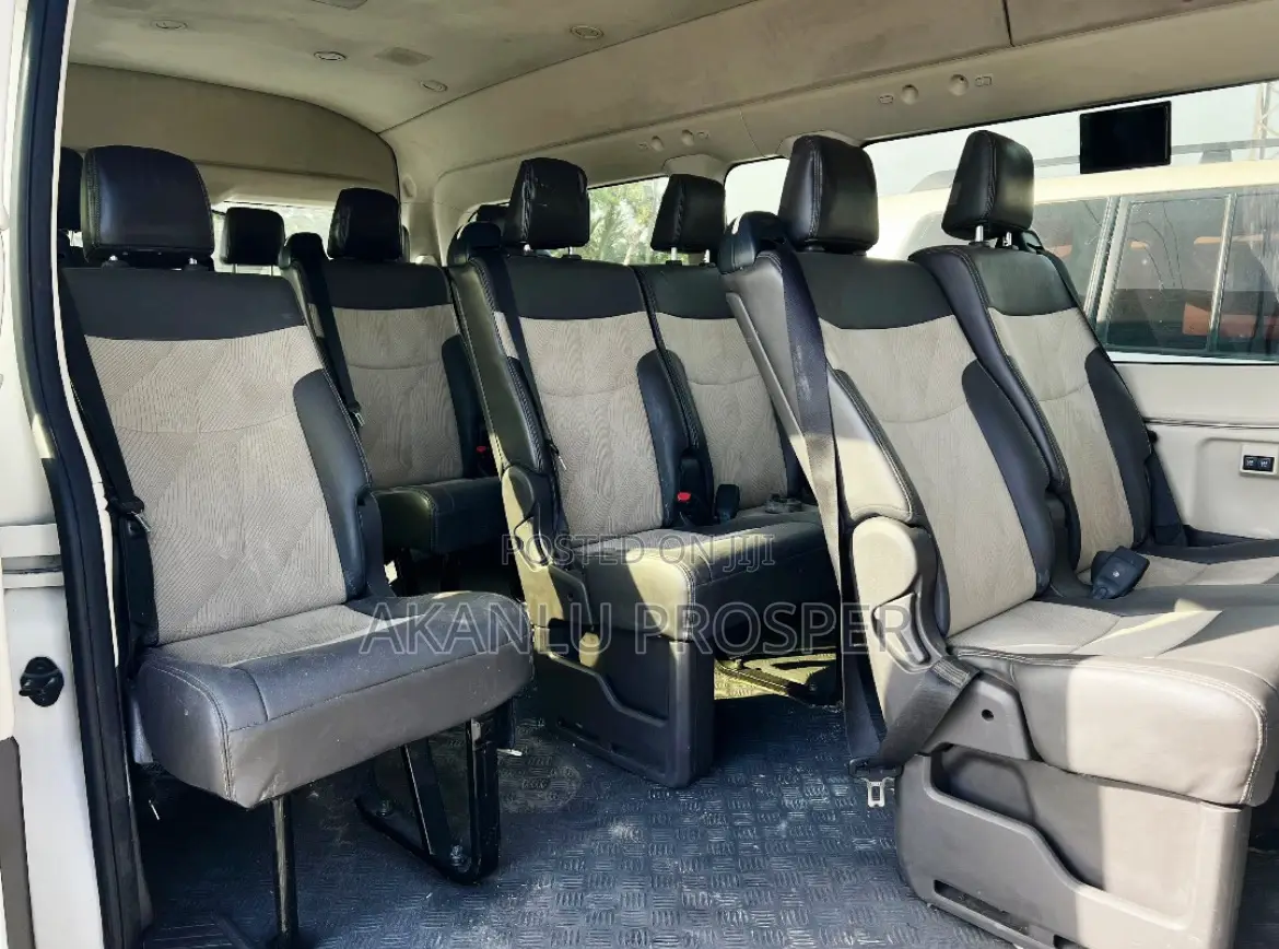 Toyota Hiance for Rent