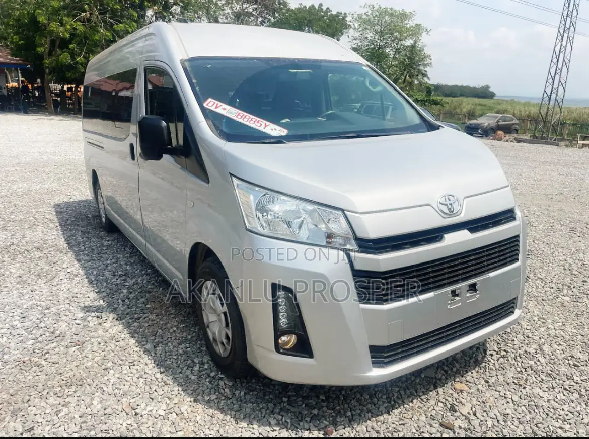 Toyota Hiance for Rent
