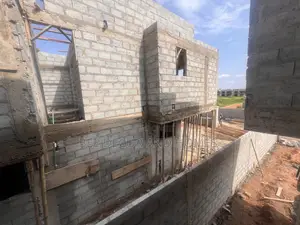 4bdrm House in Bee Decor & Homes, Old Ashomang for sale