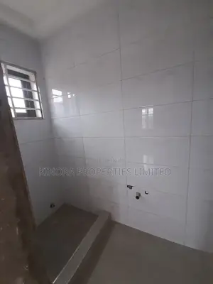 4bdrm Duplex in Hatso, Haatso for sale