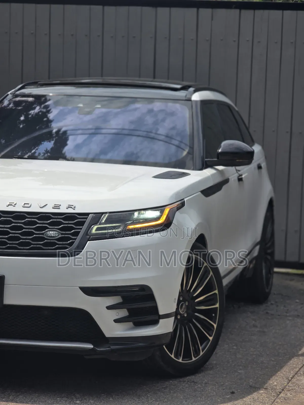 Land Rover Range Rover Velar P380 SE R-Dynamic 4x4 2018 White