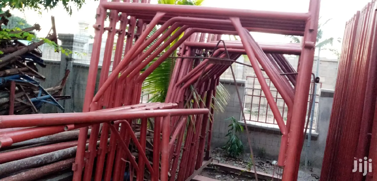 Scaffolds/Hiring Sale/Props /Formwork /Decking /Pillars/Slab