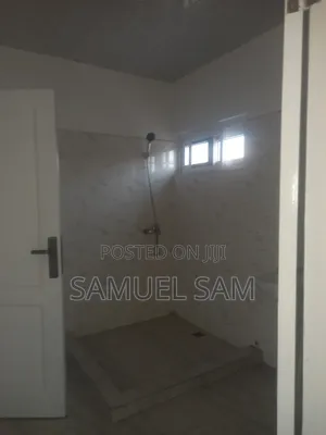 4bdrm Apartment in Tema Community 11 for rent