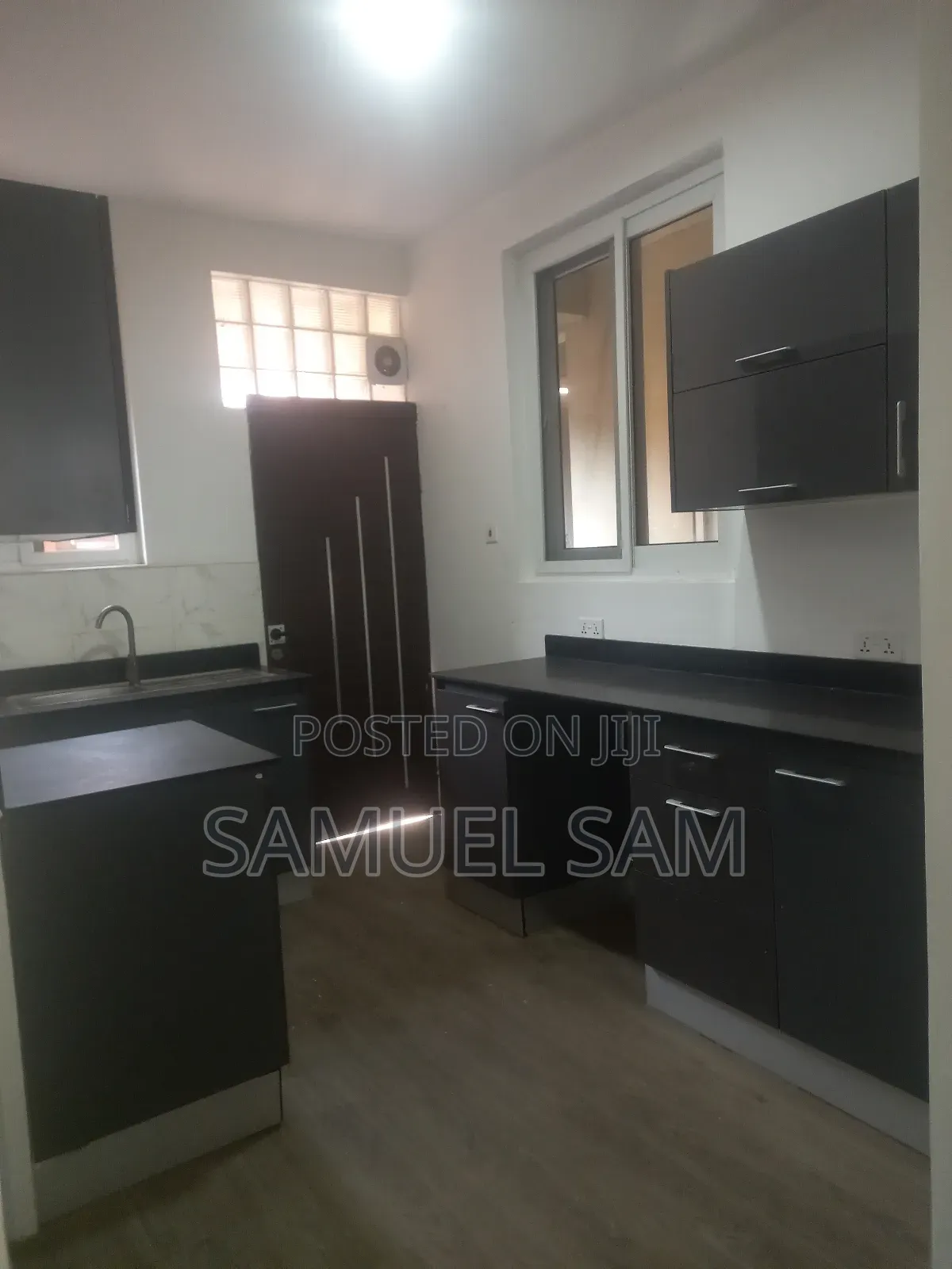 4bdrm Apartment in Tema Community 11 for rent