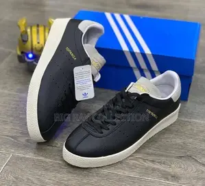 Adidas Topanga