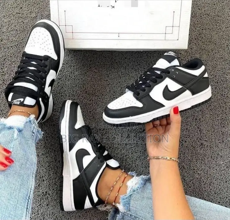 Nike Sb Black and White
