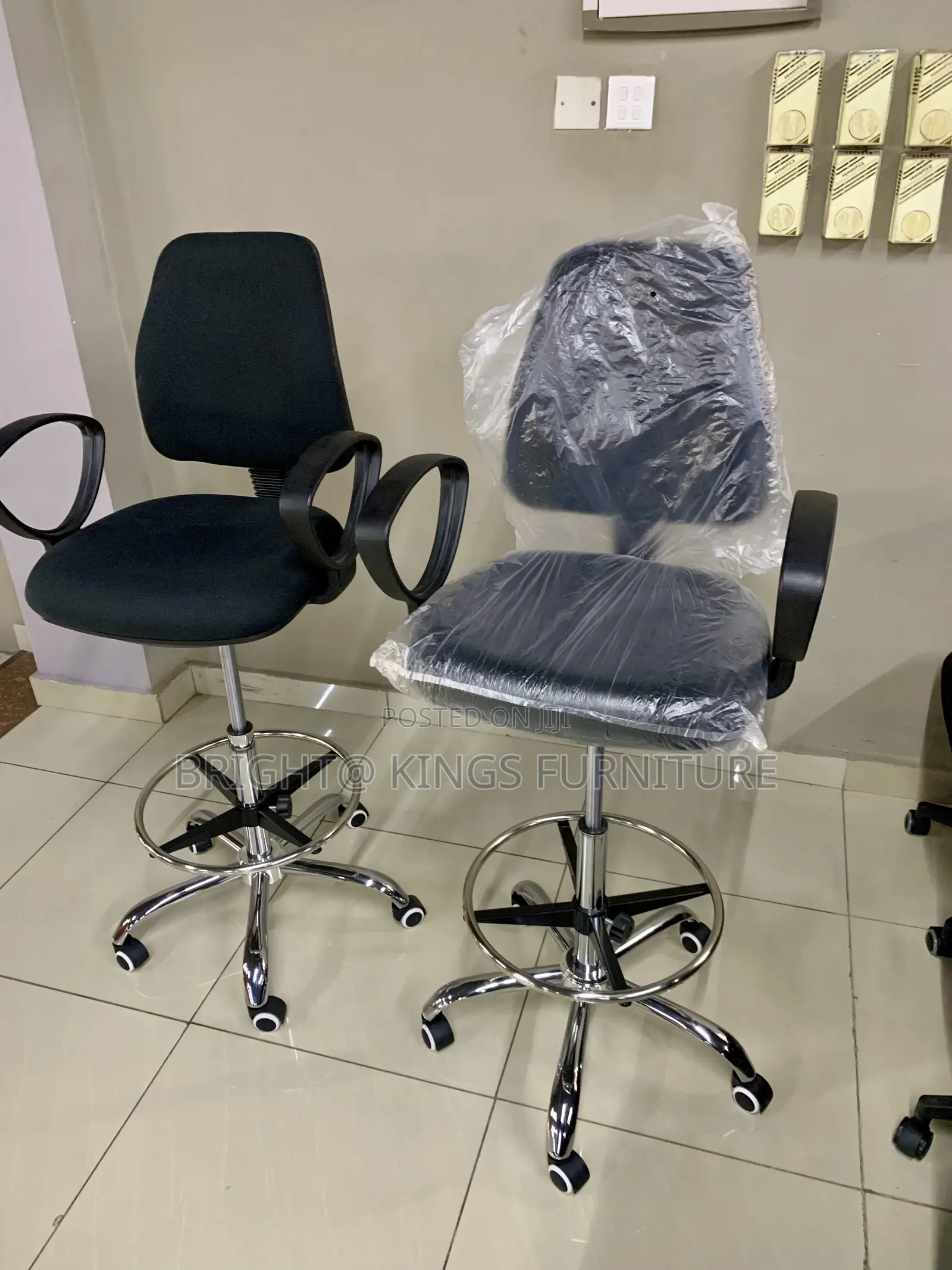 Cashier Swivel Chair