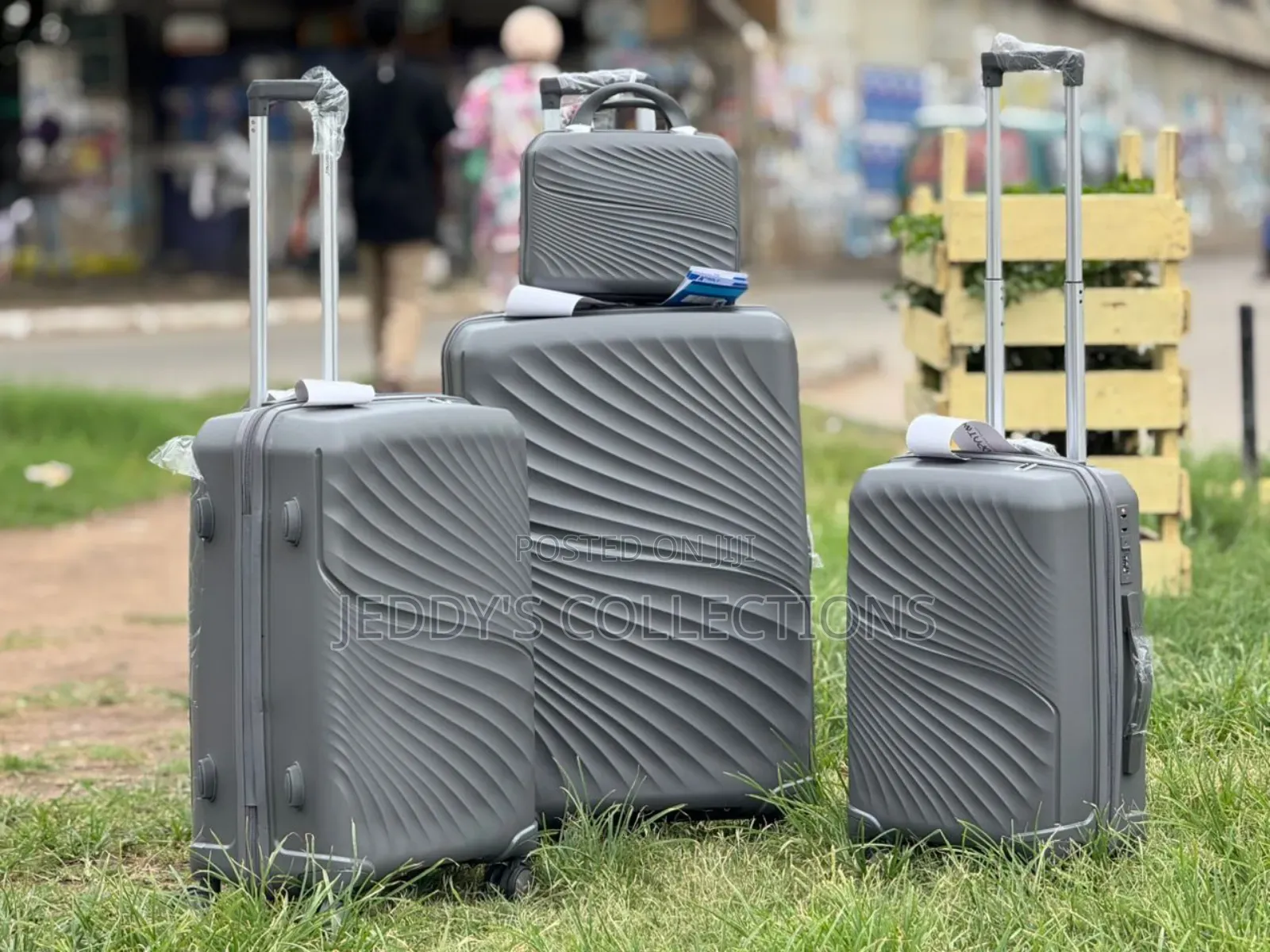 Dynasty 4in1 Antitheft Polypropylene Exterior Design Trolling Luggage