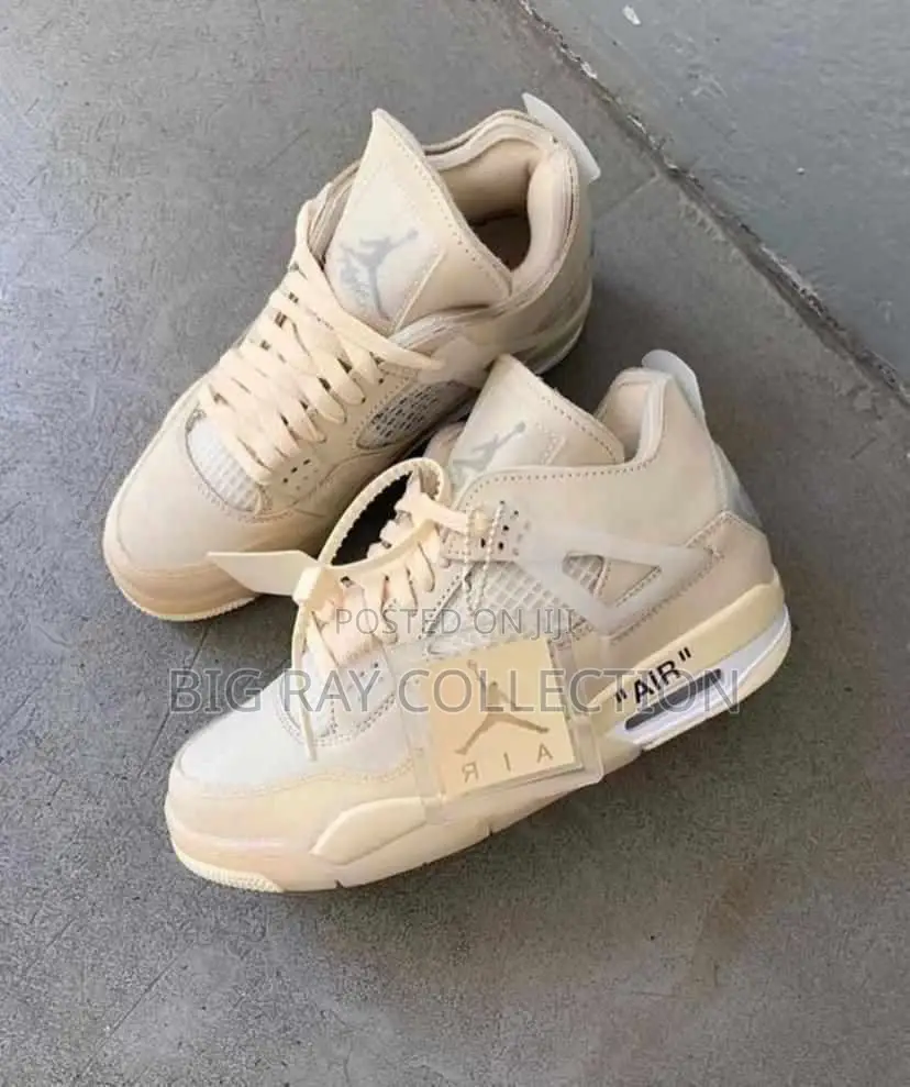 J4 Off White Sneaker