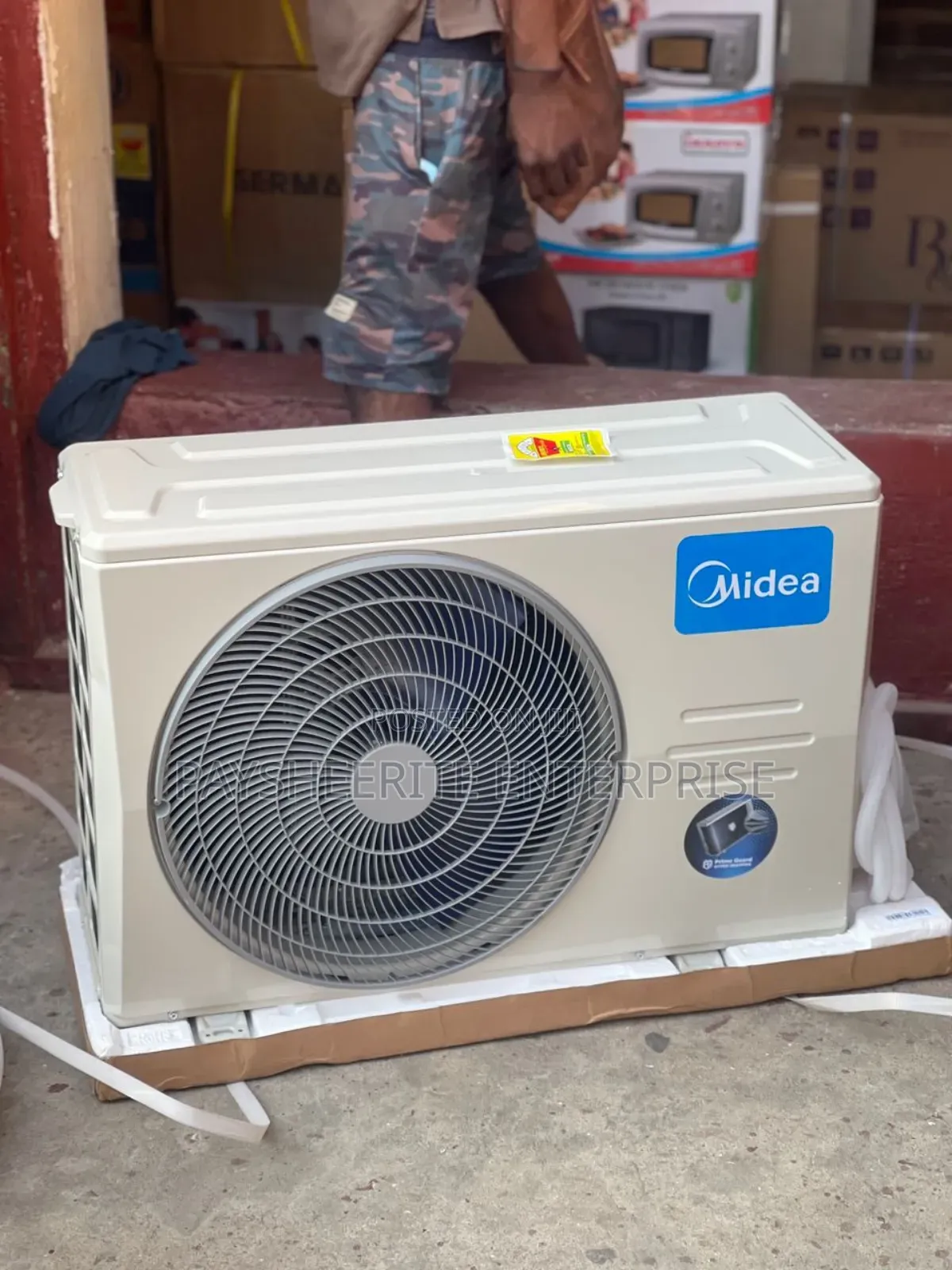 Midea Air Conditioner 1.5hp 3,950gh