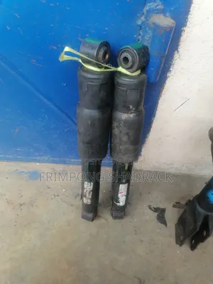 Honda Pilot 2006 Back Shocks Absorbers