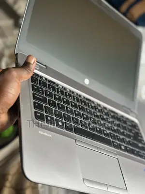 Laptop HP EliteBook 840 G3 8GB Intel Core I5 SSD 256GB