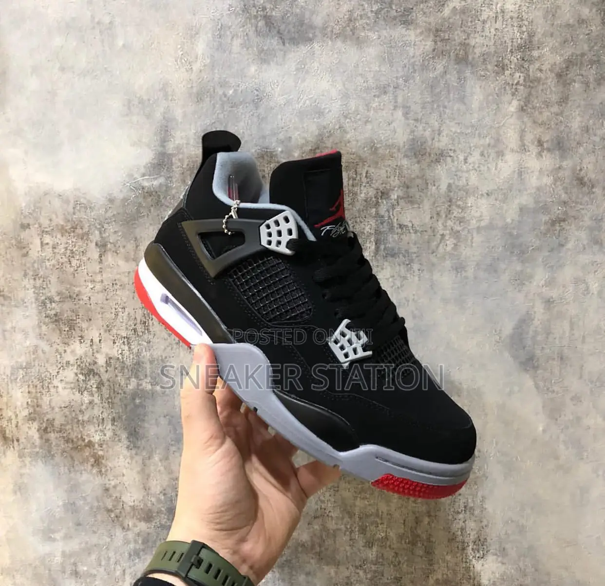 Air Jordan Retro 4 Bred Sneaker