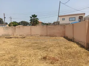 Various Plots From Aplaku, Bortianor to Kokrobite