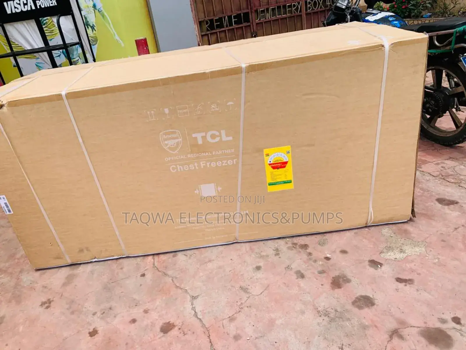 TCL 708l Chest Freezer Double Door