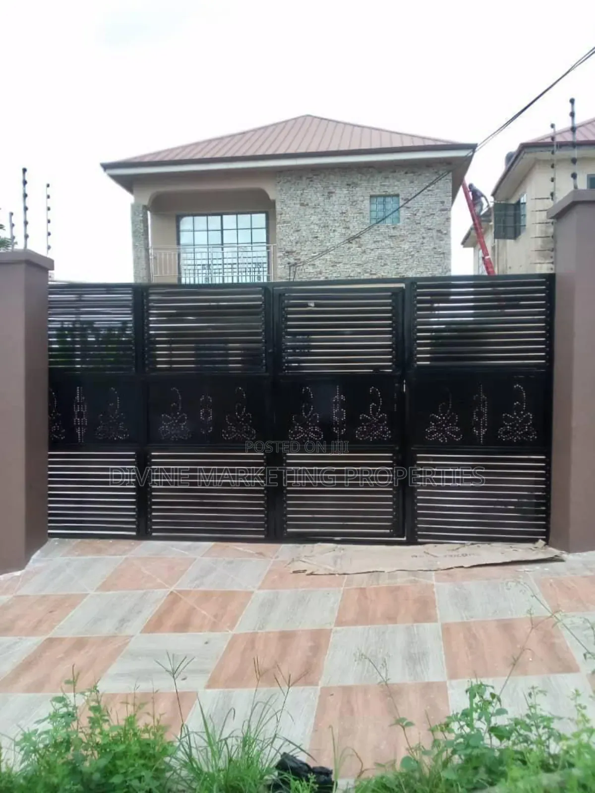 4bdrm House in Kwabenya Rehoboth for sale