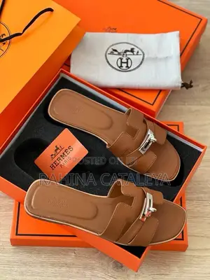 Hermes Slippers