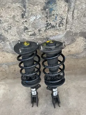 Hyundai Santafi 2013 Front Shocks