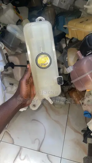 Toyota Rav4 Wiper Bottle Reservoir 2012 2013 2014 2015 2016 2017