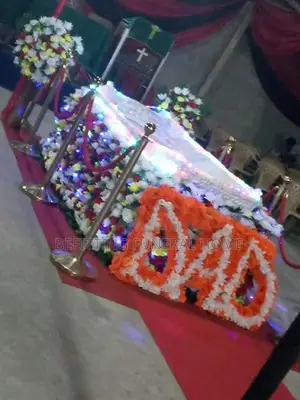Decoration Team Needed