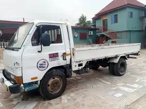 1999 Kia Trade