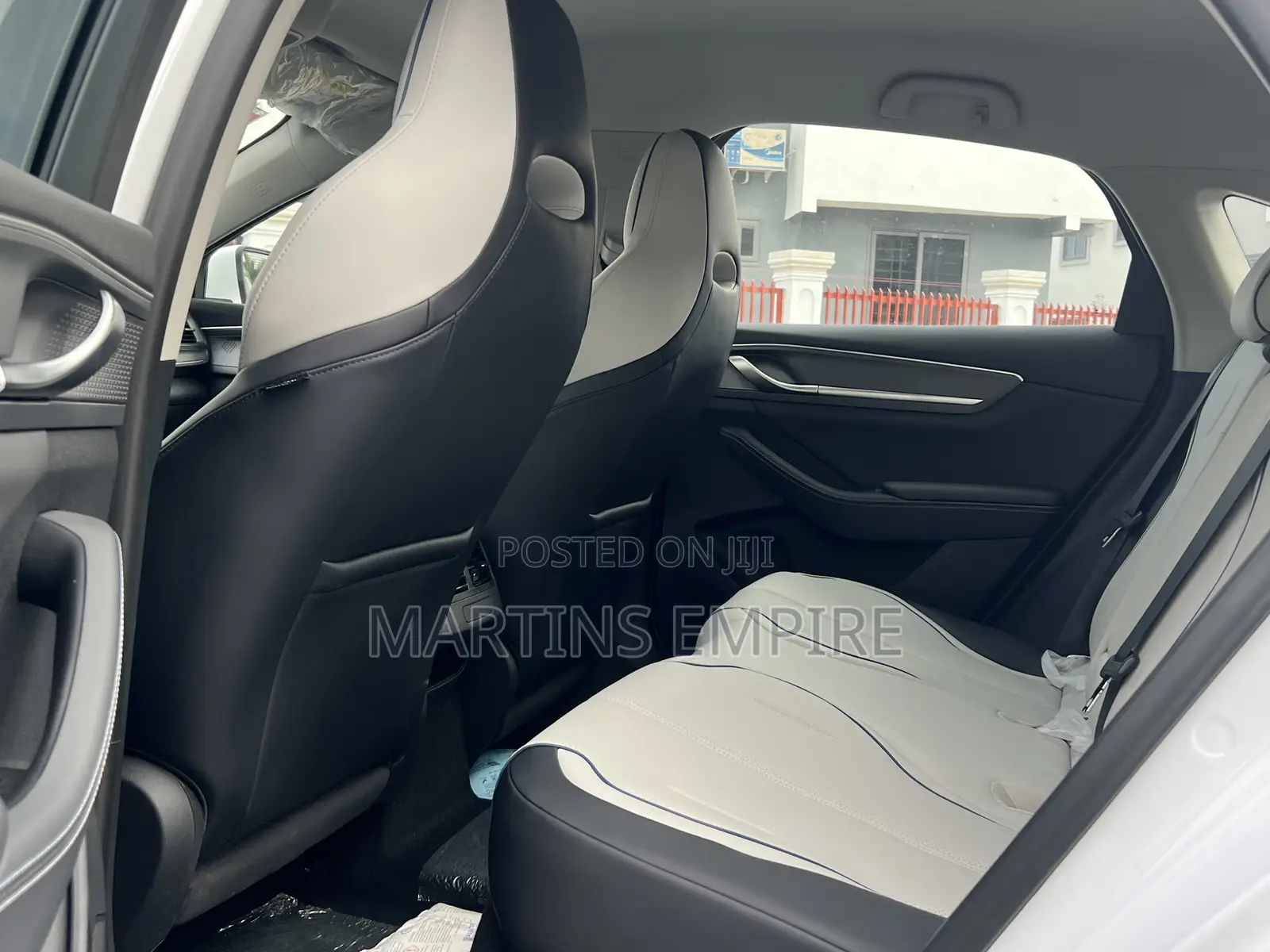 New BYD Tang DM-i 2024 White
