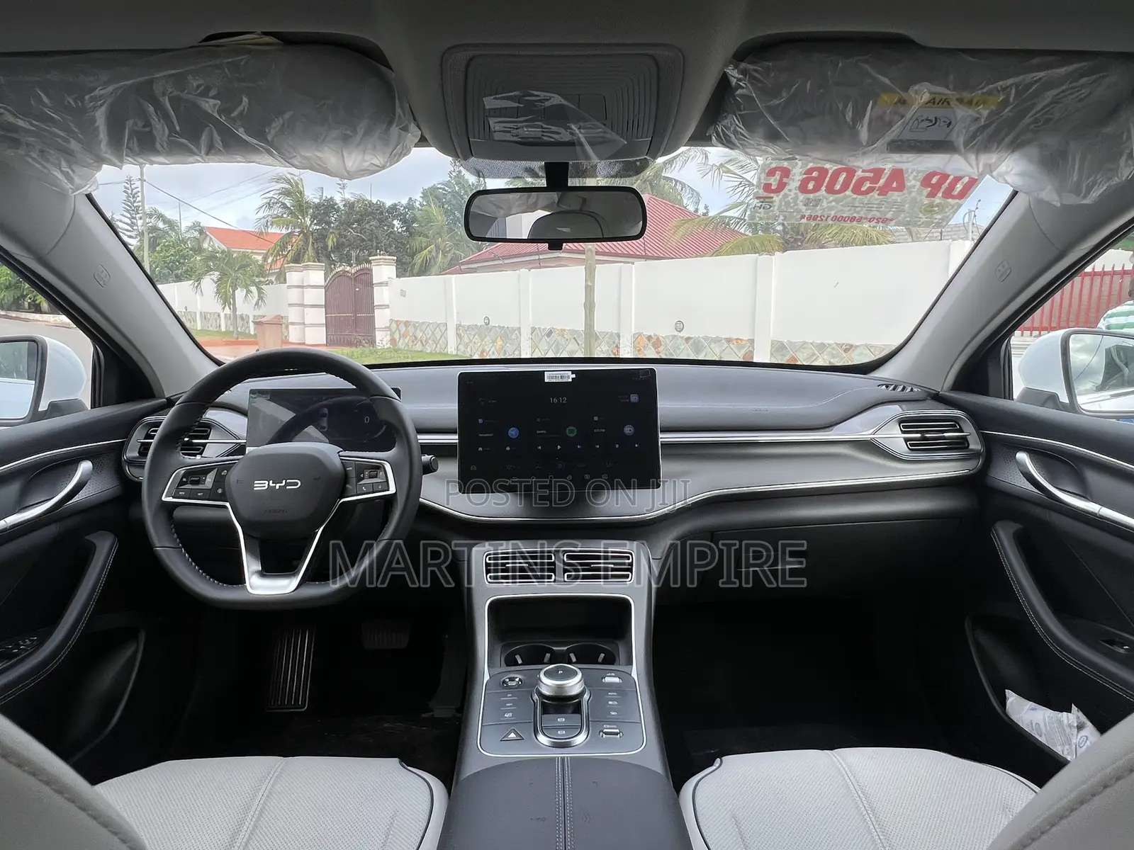 New BYD Tang DM-i 2024 White
