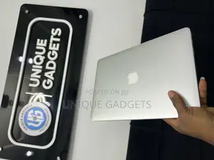 Laptop Apple MacBook Pro 2015 8GB Intel Core I5 SSD 128GB