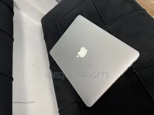 Laptop Apple MacBook Pro 2015 8GB Intel Core I5 SSD 256GB