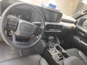 Prado For Rent - 250 Series