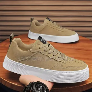 Nwe Trend Fashion Breathable Lightweight Shoe