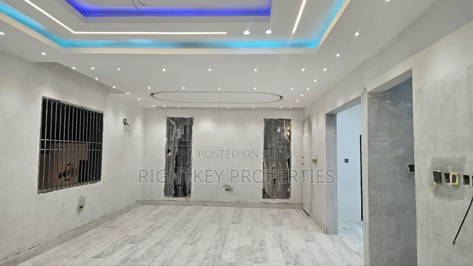 5bdrm Penthouse in Ahodwo, Kumasi Metropolitan for sale