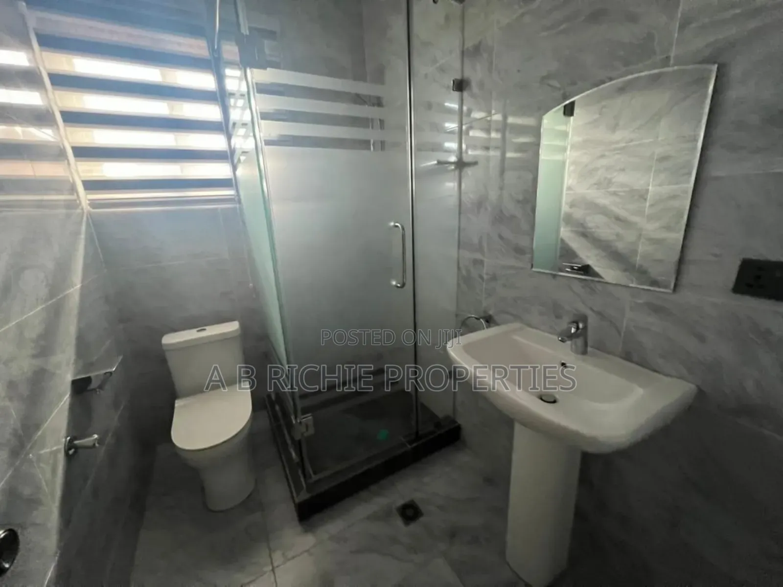 2bdrm Apartment in Ab Richie Properties, Tseaddo for rent