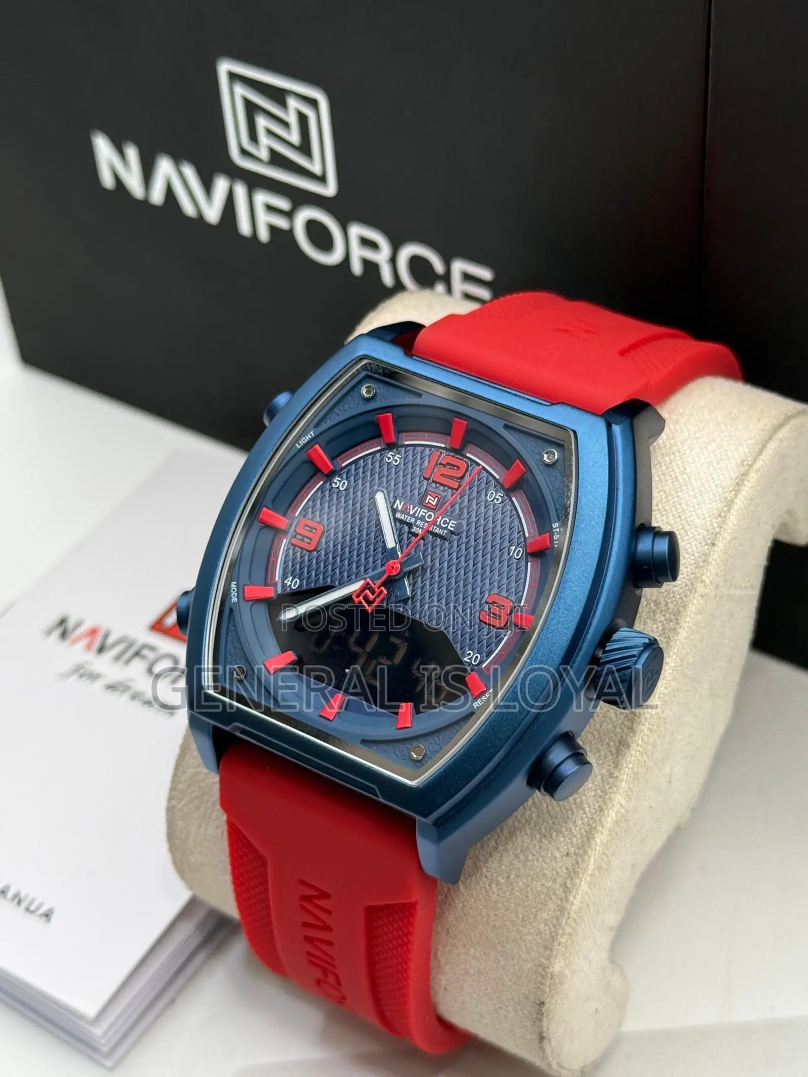 Naviforce Quartz Digital Analog Silicon Strap Men’S Watch