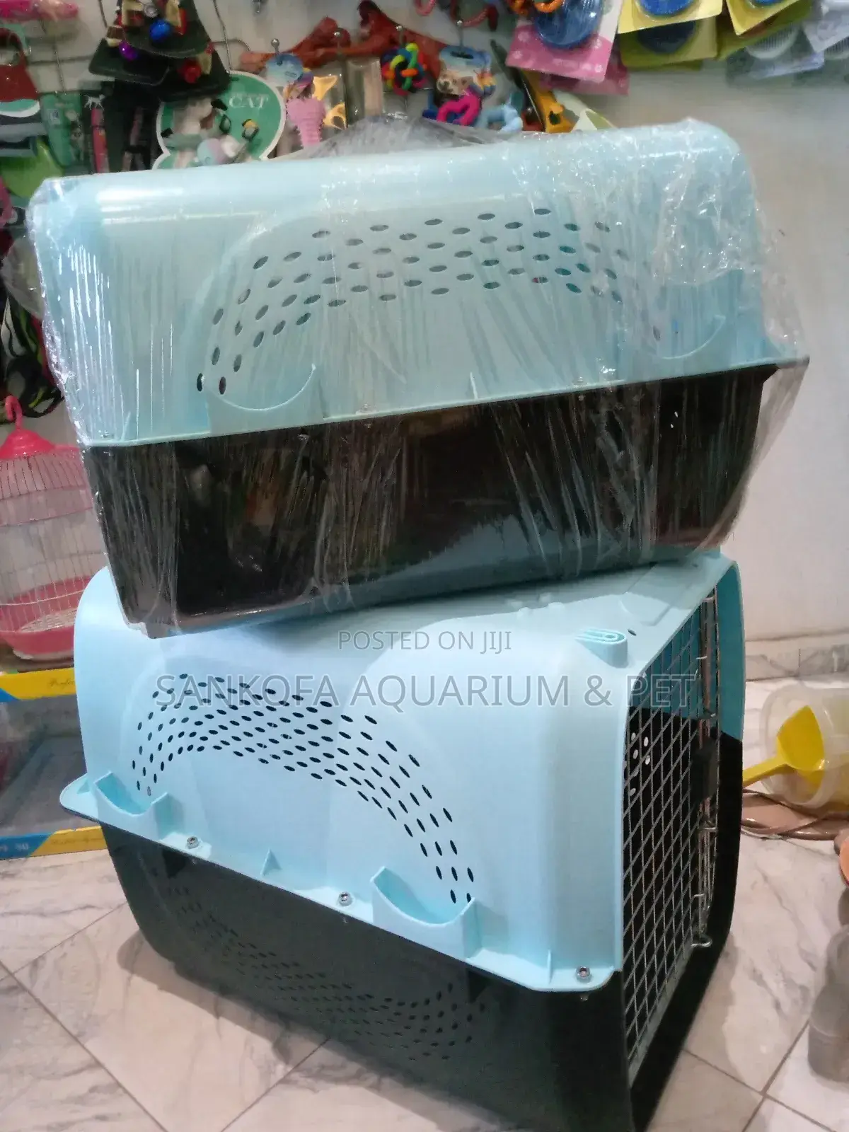 Quality Plastic Traveling Dog Cage