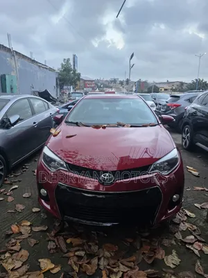 Toyota Corolla S 4dr Sedan (1.8L 4cyl CVT) 2016 Red