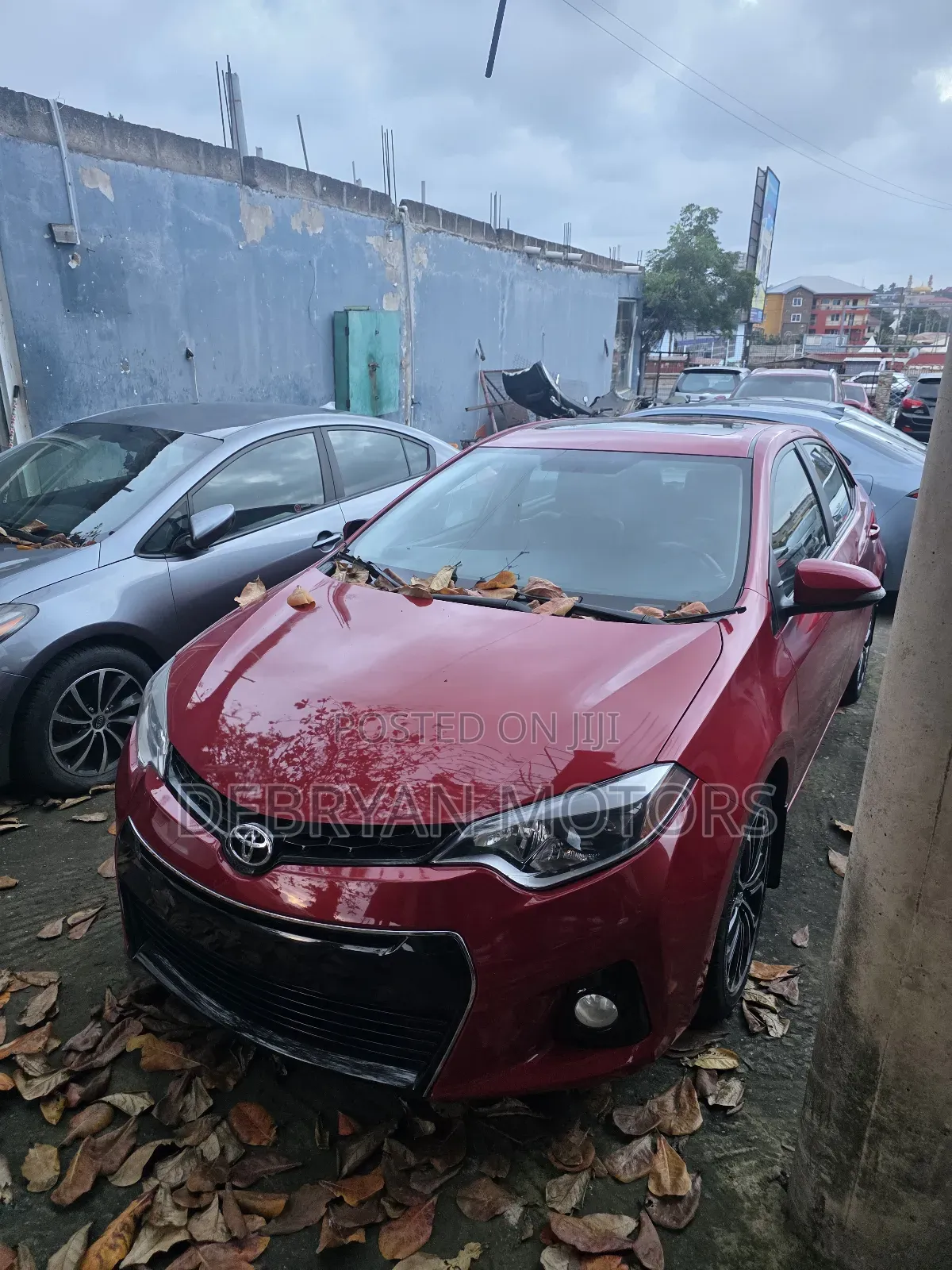Toyota Corolla S 4dr Sedan (1.8L 4cyl CVT) 2016 Red