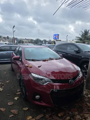 Toyota Corolla S 4dr Sedan (1.8L 4cyl CVT) 2016 Red