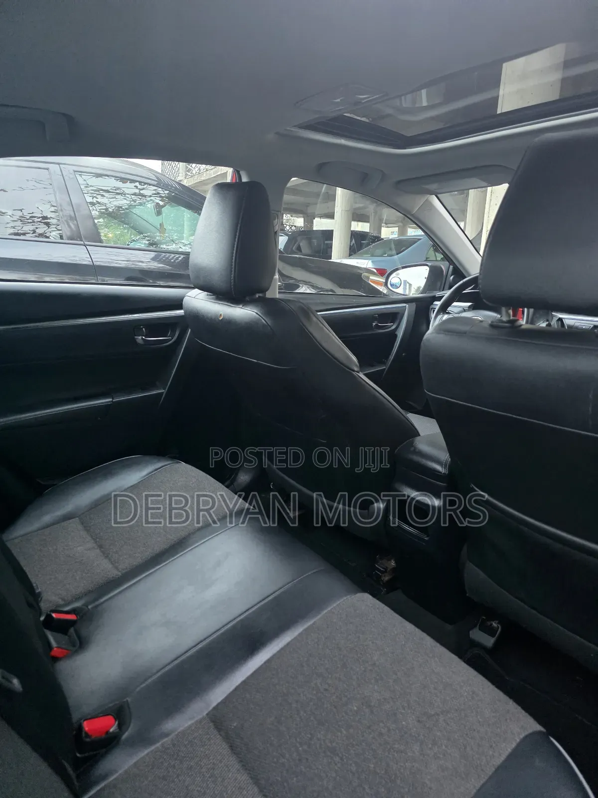 Toyota Corolla S 4dr Sedan (1.8L 4cyl CVT) 2016 Red