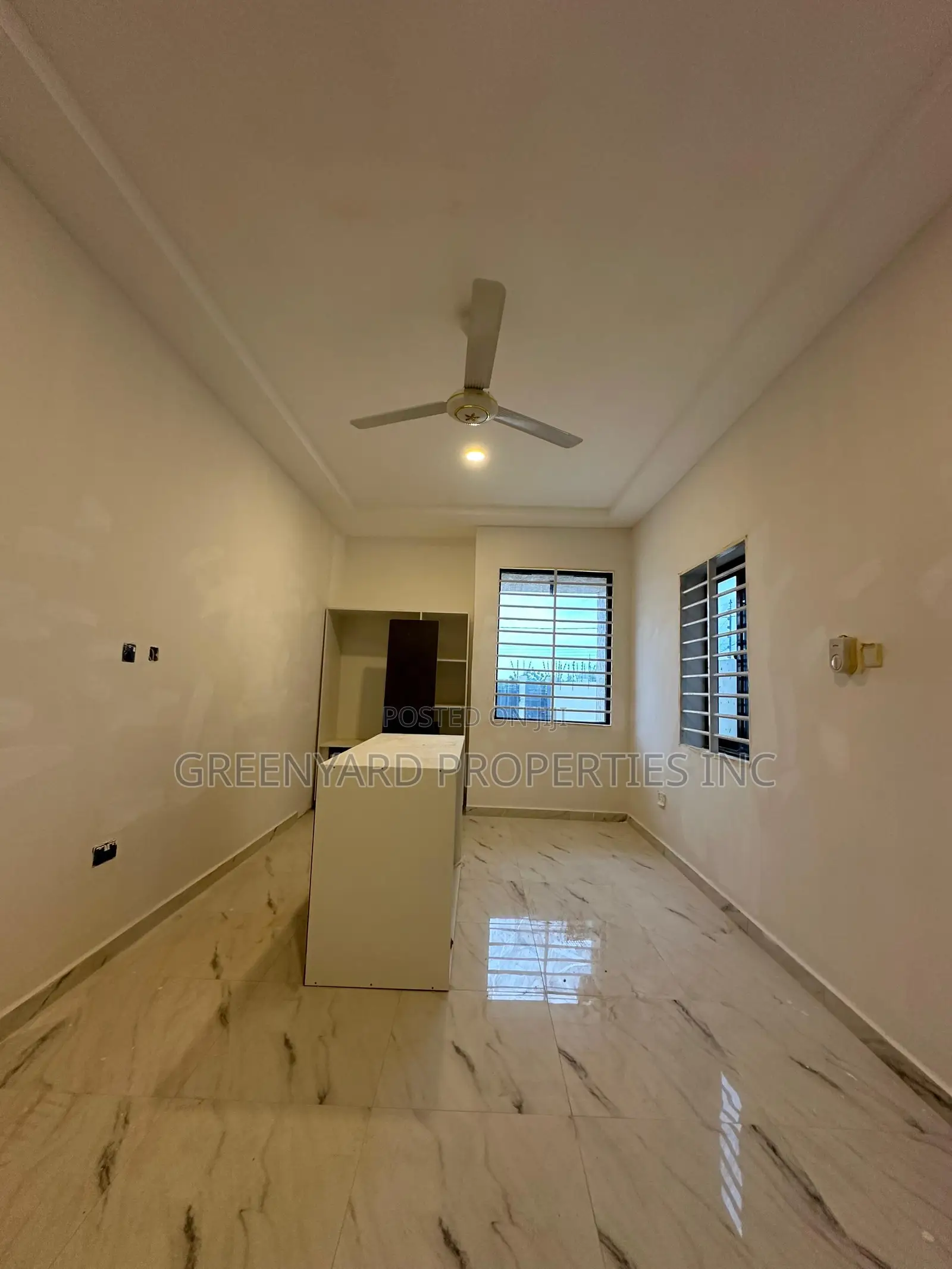 5bdrm House in Hills, East Legon for sale