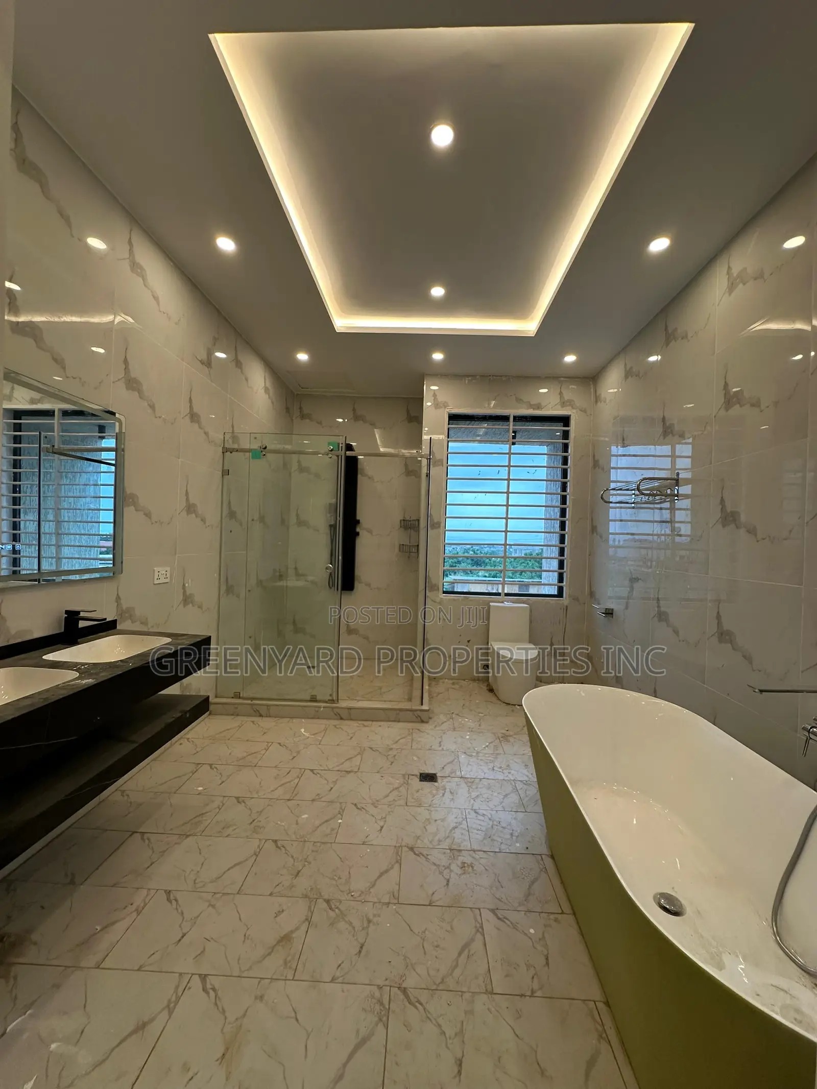 5bdrm House in Hills, East Legon for sale
