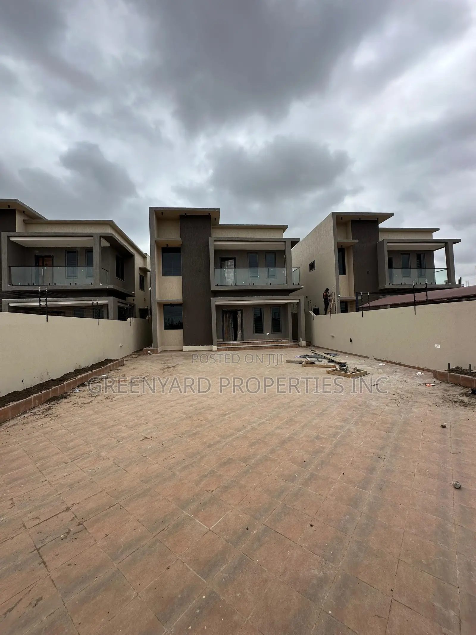 5bdrm House in Hills, East Legon for sale