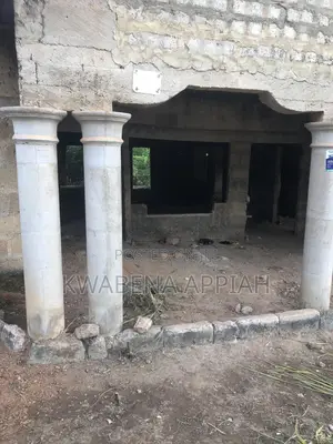 5bdrm House in Mark Estate At, Kumasi Metropolitan for sale