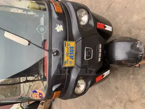 Bajaj RE 2024 Black