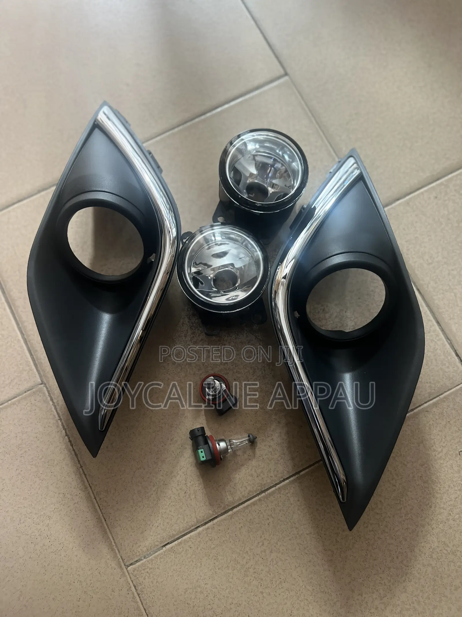 Mitsubishi Outlander 2016 to 2019 Fog Light and Cover
