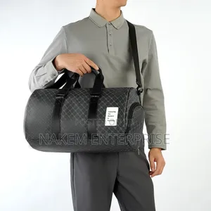 Unisex Packing Cute Duffle Bag With Zip and Strap