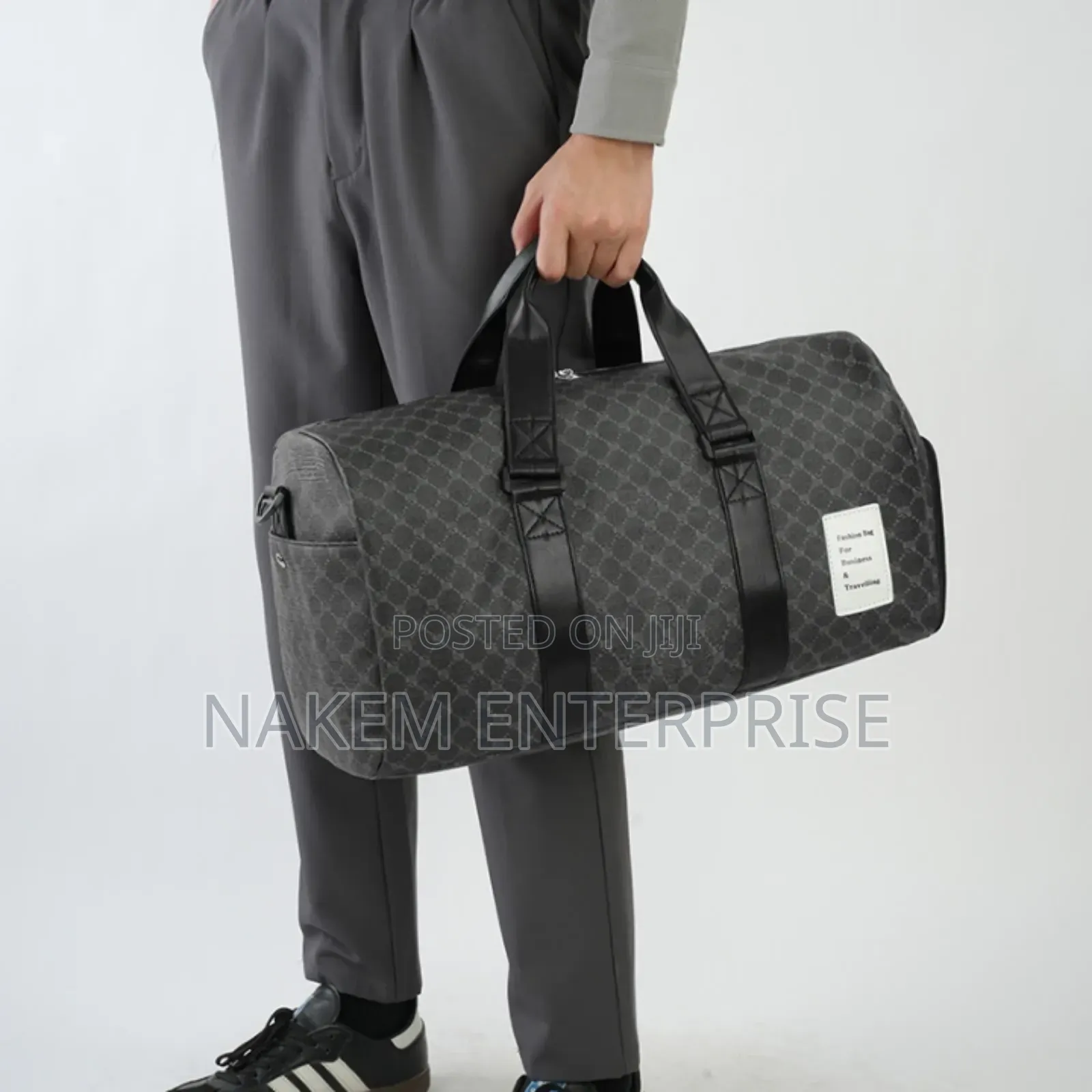 Unisex Packing Cute Duffle Bag With Zip and Strap