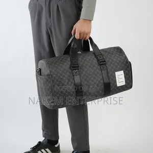 Unisex Packing Cute Duffle Bag With Zip and Strap
