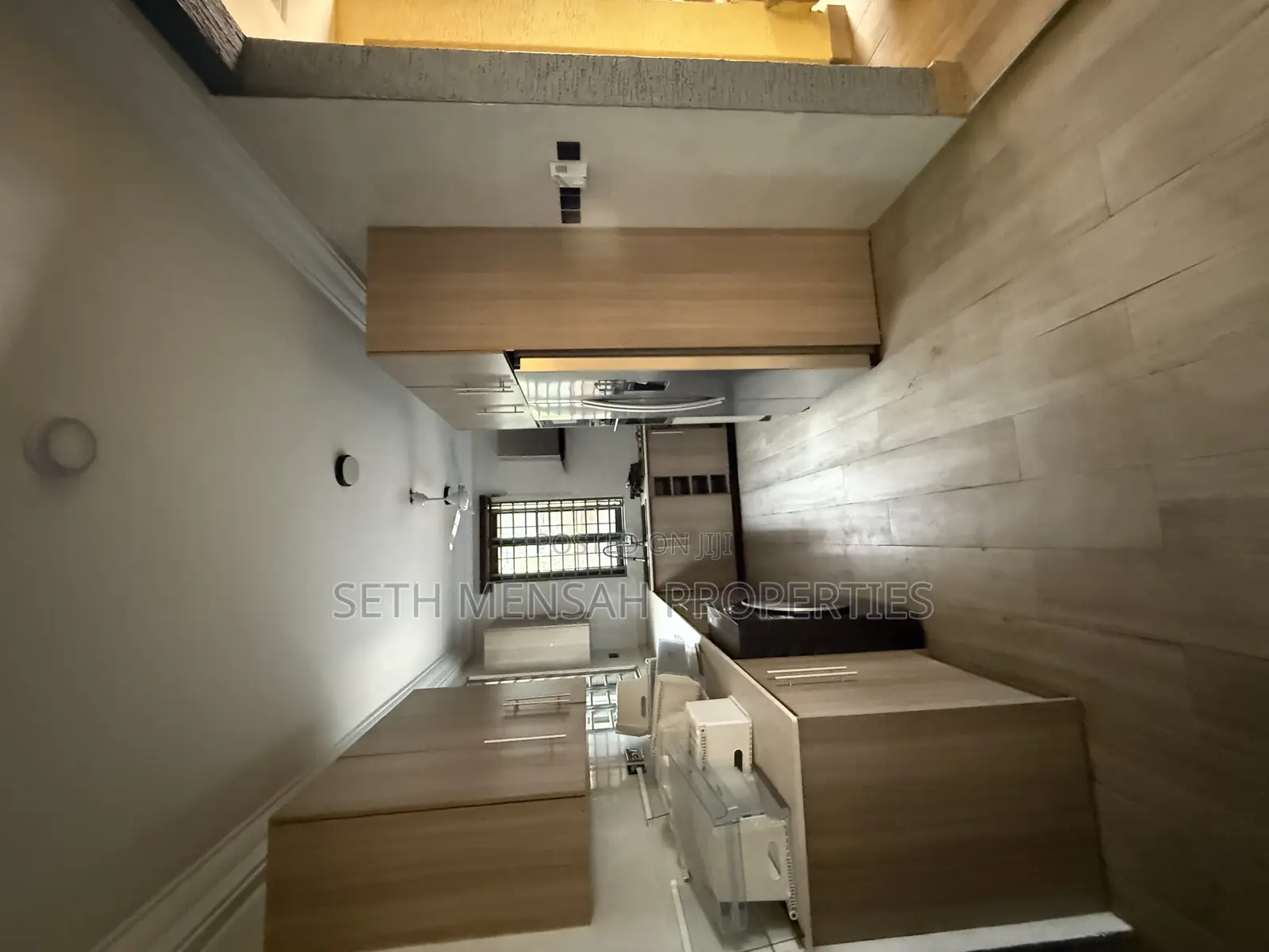 3bdrm Duplex in Skm, School Area for rent